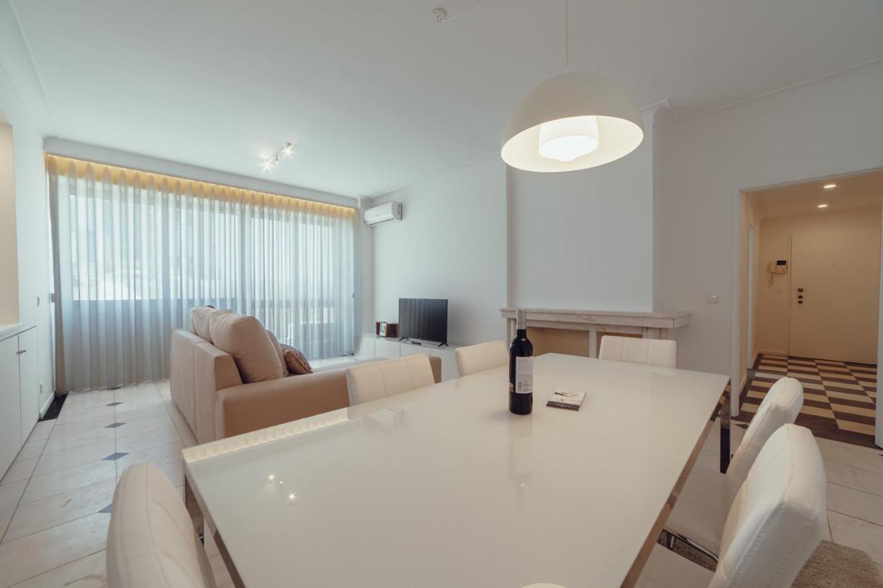 Grand Premium Boavista Apartment By Vacationy Porto Bagian luar foto